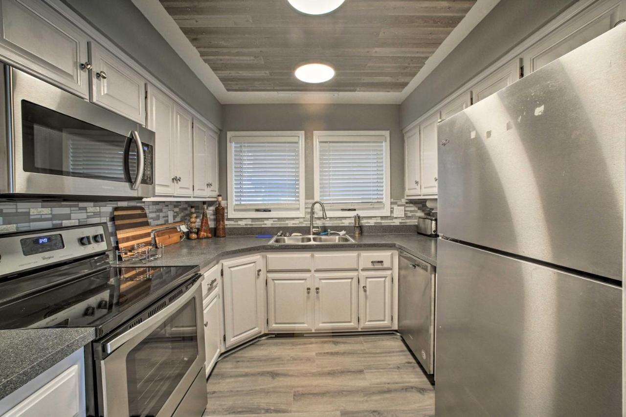 Renovated Lakefront Escape With Private Dock And Deck! Bella Vista Exteriér fotografie